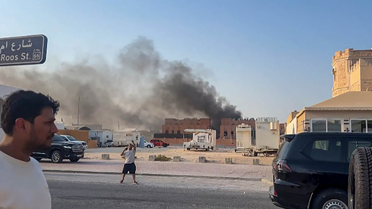 israel-attacks-qatar-hamas-GettyImages-2233917443-2400x1350-1757447714 image
